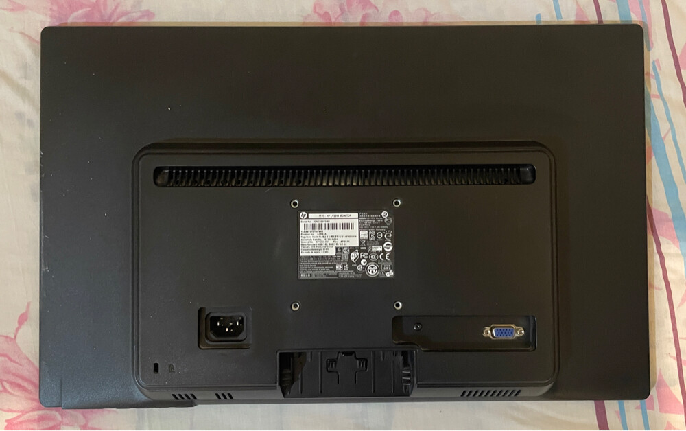 HP LV2011 Monitor – 20” HD  - 2