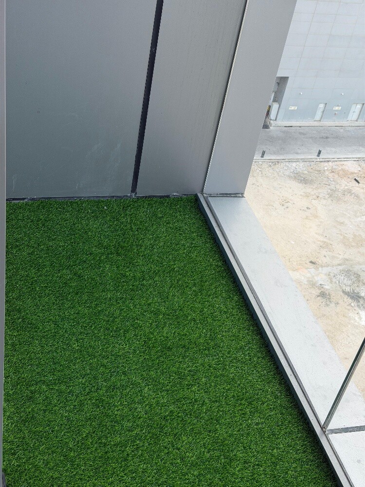 Outdoor Carfet flooring. - 8