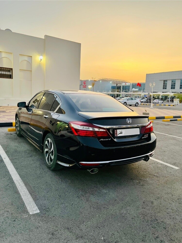 Honda Accord 2017 Ex-L Sport — photo 3 for sale in Qatar