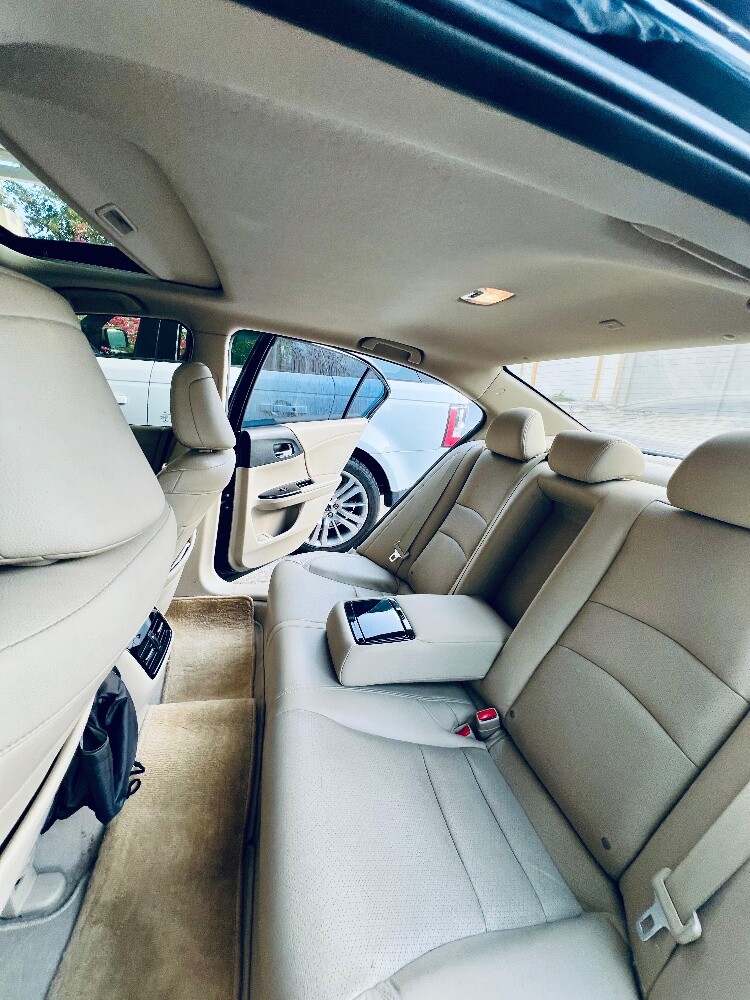 Honda Accord 2017 Ex-L Sport — photo 19 for sale in Qatar