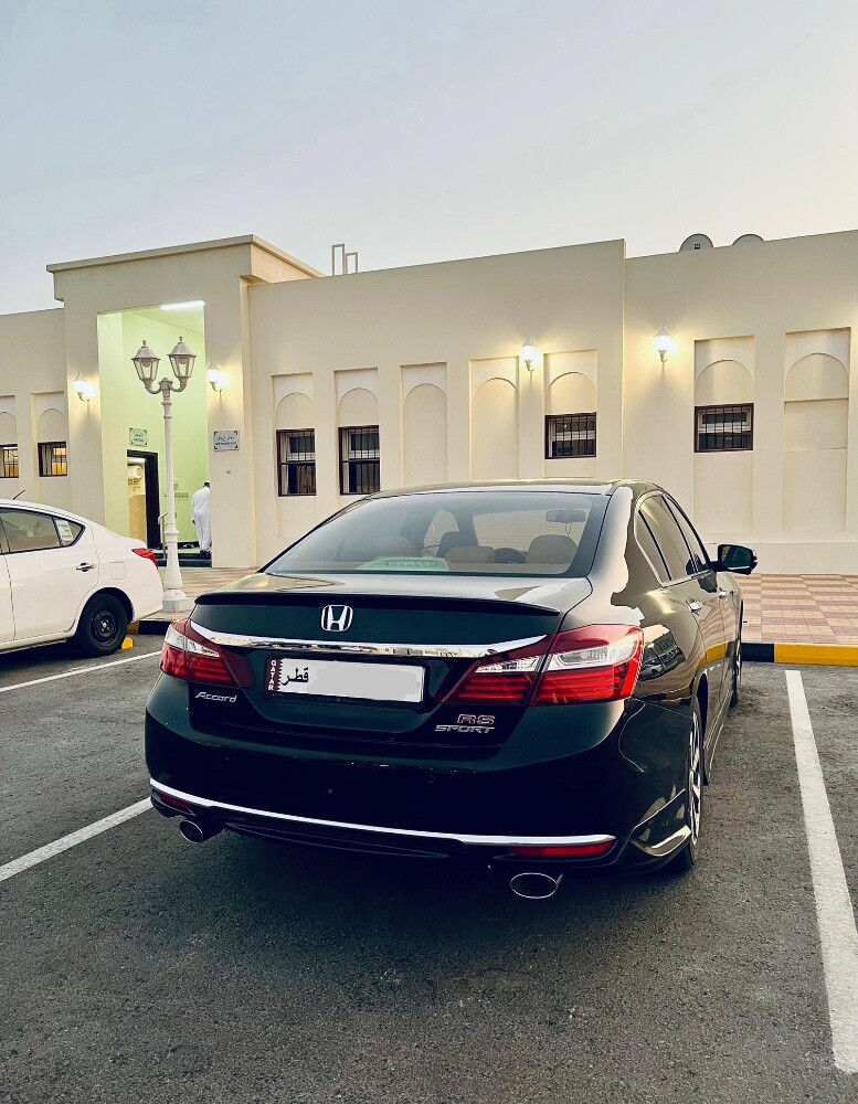 Honda Accord 2017 Ex-L Sport — photo 4 for sale in Qatar