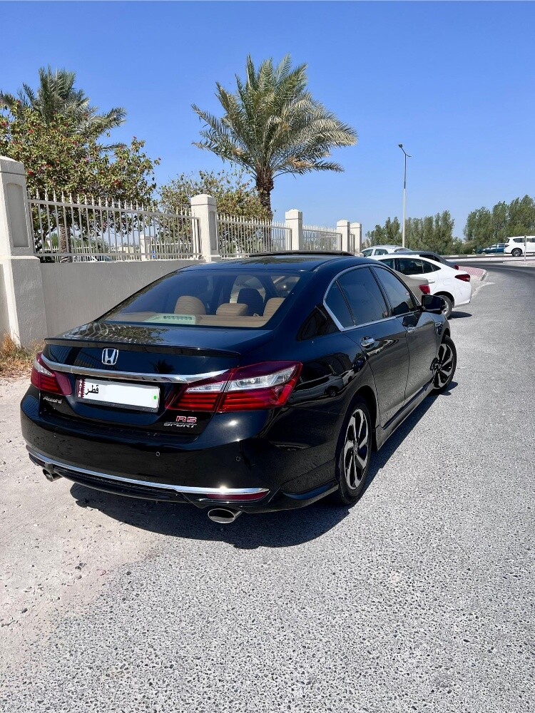 Honda Accord 2017 Ex-L Sport — photo 9 for sale in Qatar