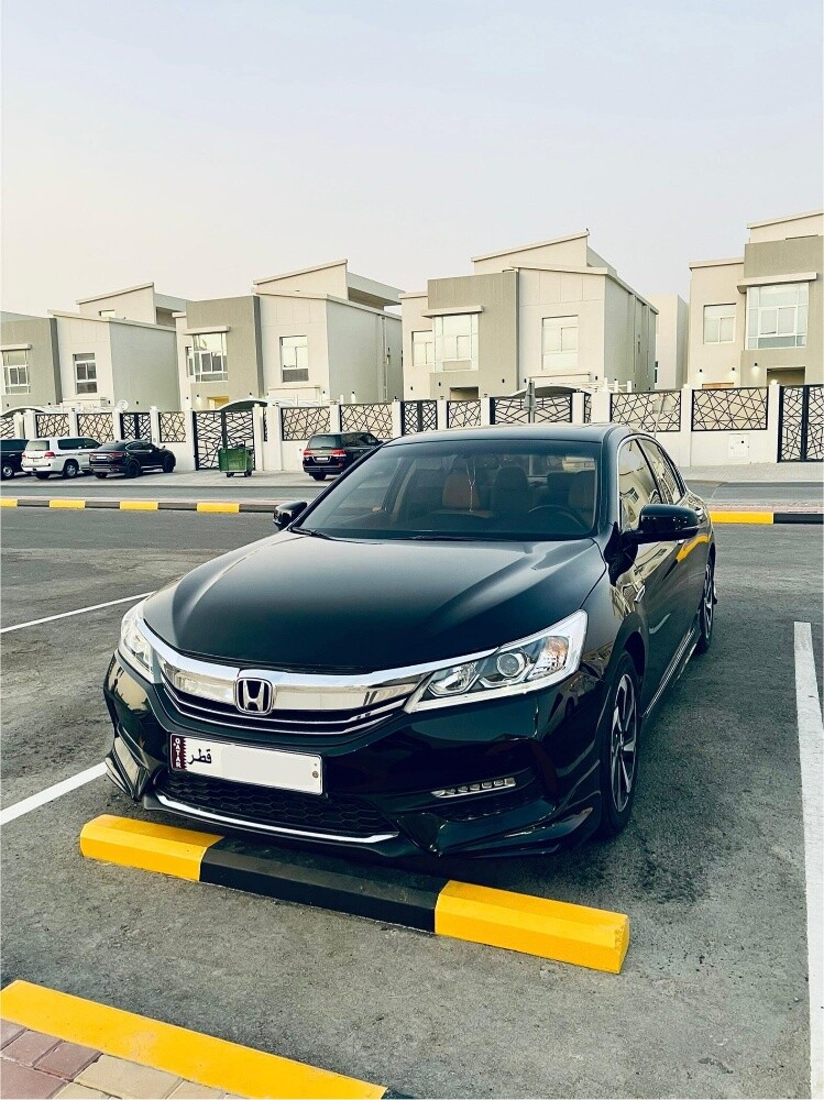 Honda Accord 2017 Ex-L Sport — photo 2 for sale in Qatar