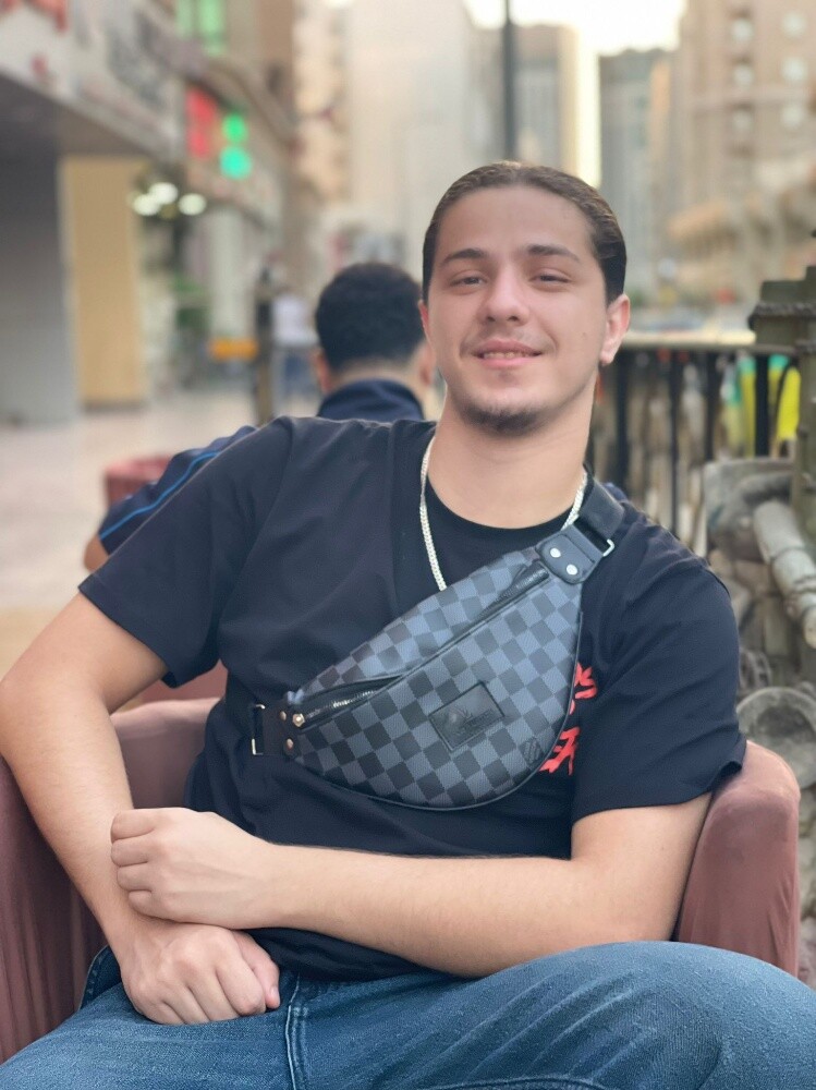 حلاق  - 1