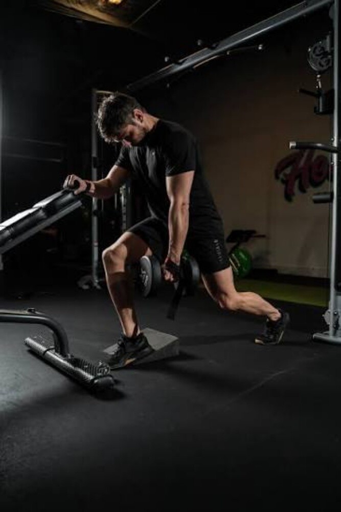 personal trainer and nutrition co - 5