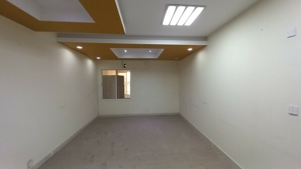 office 4 rent Algharafa 2n3 bhk - 6