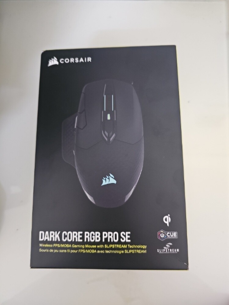 Corsair Dark Core RGB Pro Mouse - 1