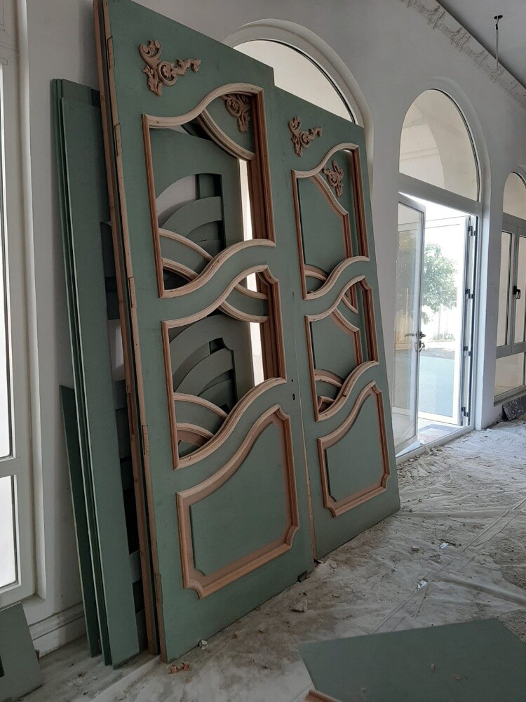 We handle all gypsum decorations - 21