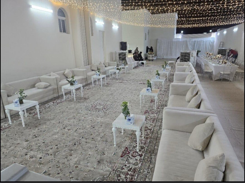 كراسي طاولات ضيافه تغطيه سجاد - 4