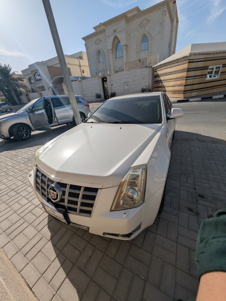 CADILAC CTS 2012 — photo 4 for sale in Qatar