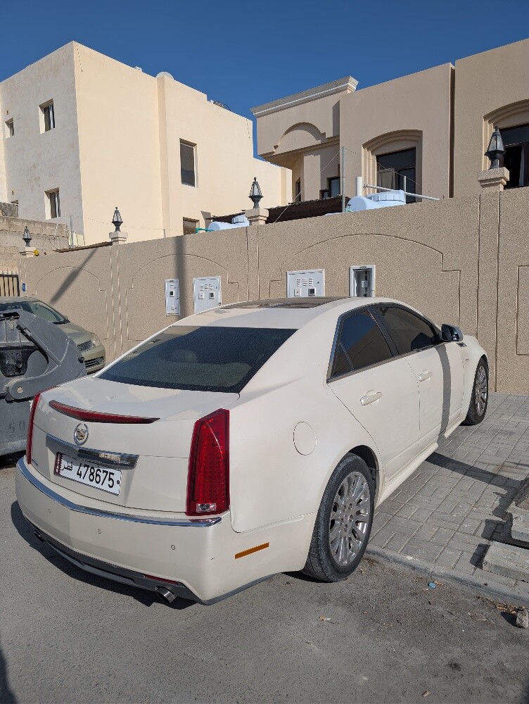 CADILAC CTS 2012 — photo 5 for sale in Qatar