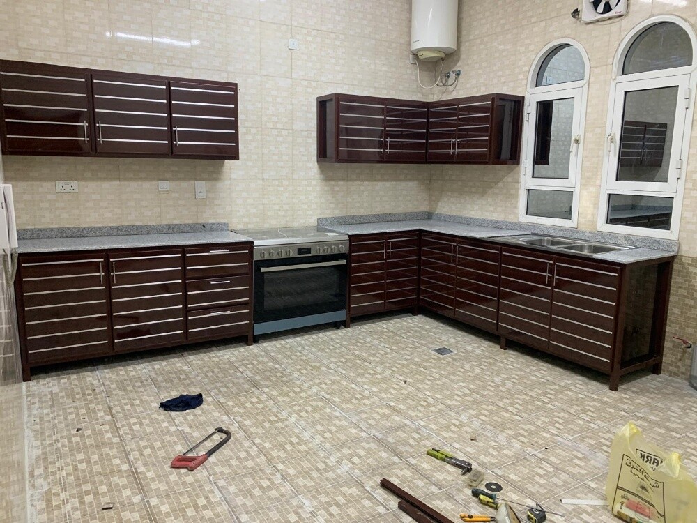 .نقوم باعمال الالمني - 17