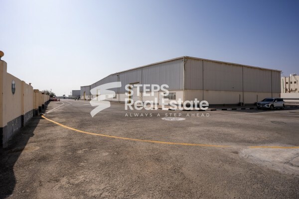 Spacious Warehouse with Office - 9