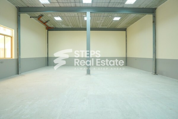 Strategic 170sqm Warehouse - 12