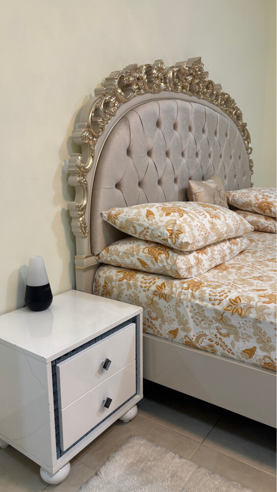 king size bed - 2