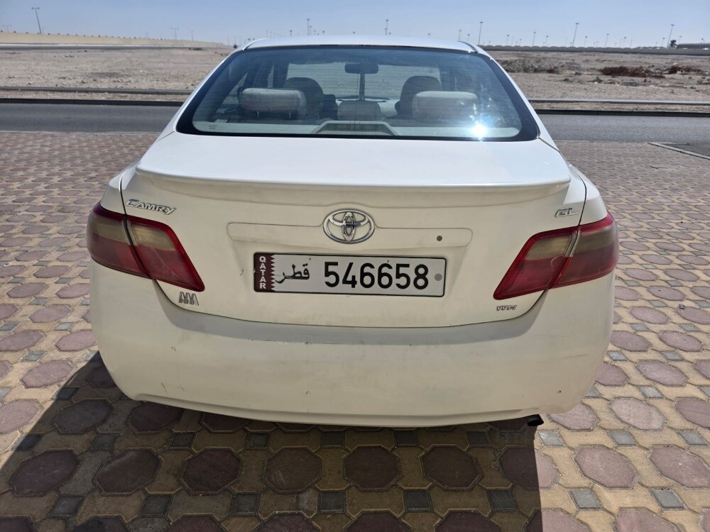 Low KM, 2009 — photo 12 for sale in Qatar