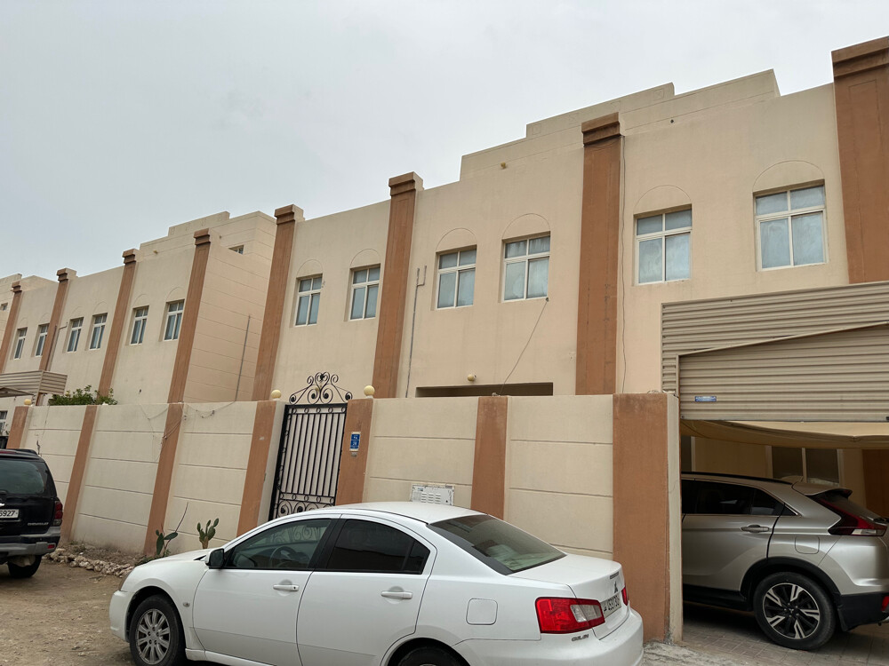 للبيع فيلا الخور370م مؤجرة - 6