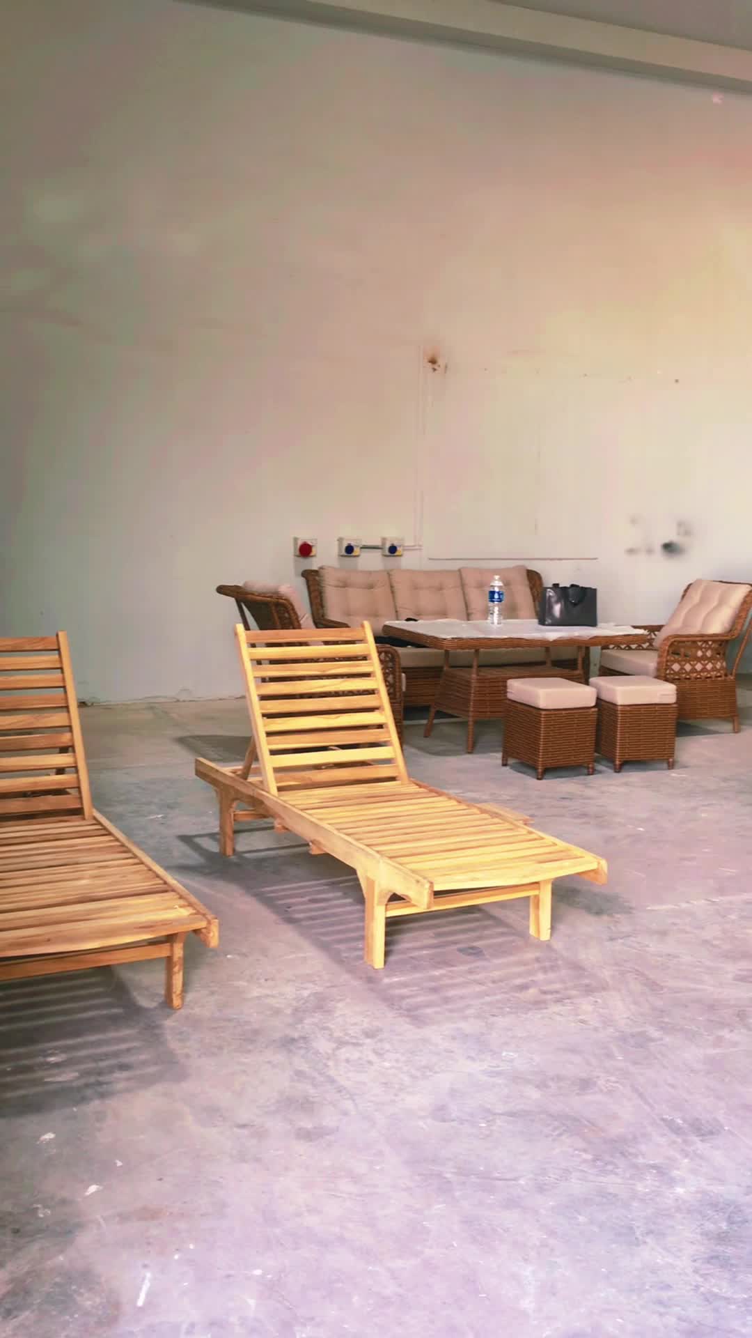 CLASSIC and ANTIQUE FURNITURES - 16