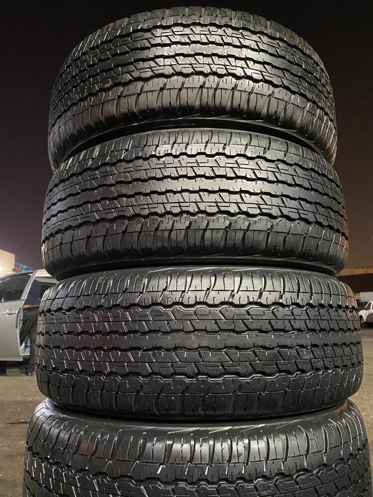 285/65/17" Dunlop brand tire - 1