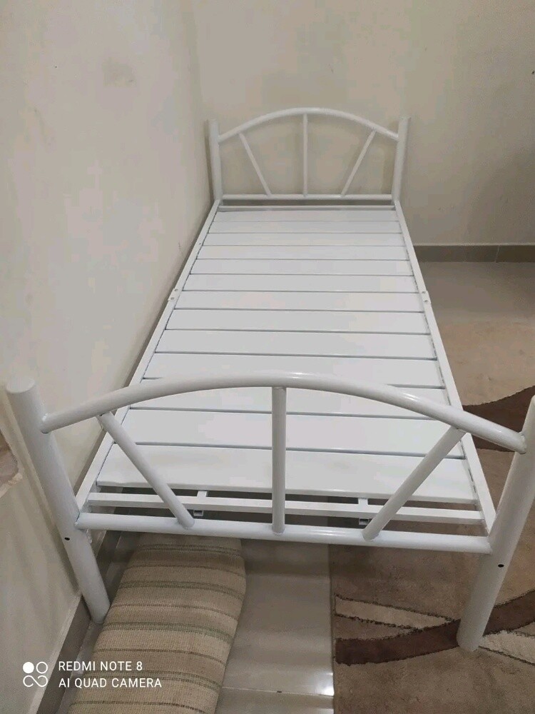 new bed selling  showroom - 4
