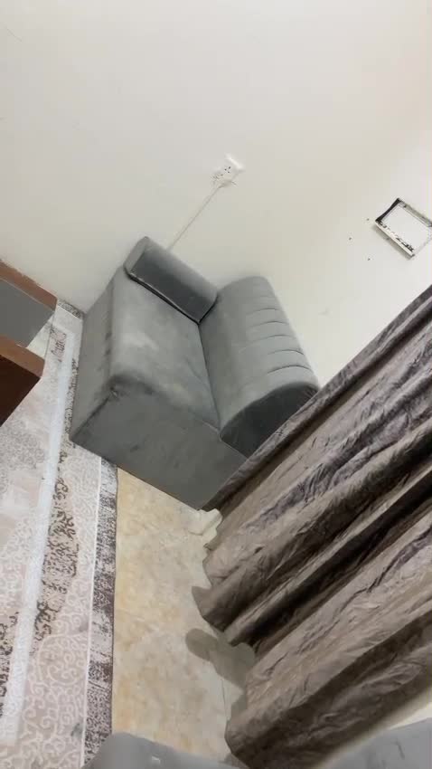 " 4 " :
4-piece corner sofa
4 - 1
