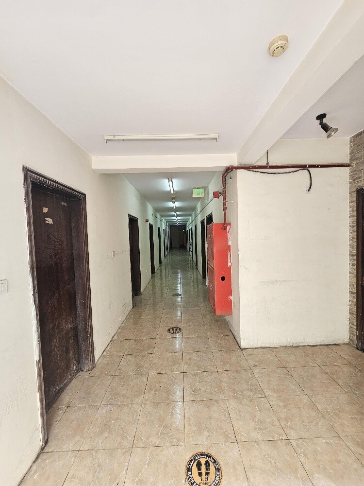 Workers' accommodation with 200 r - 2