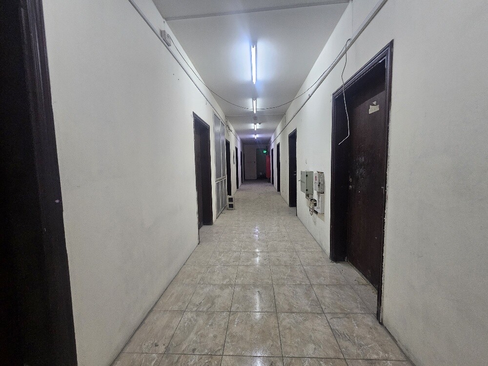 Workers' accommodation with 200 r - 3