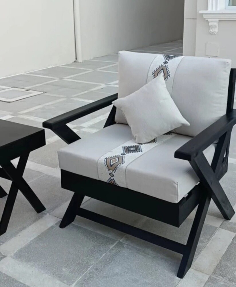 طاولات وكراسي - 3