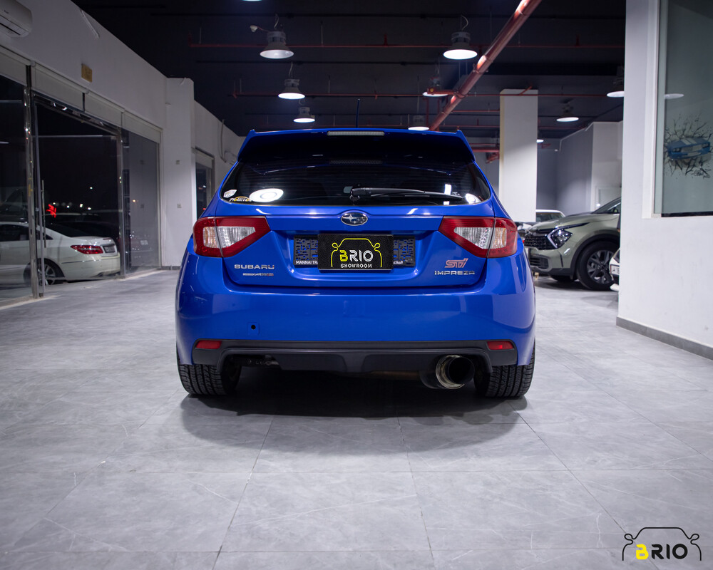 For Sale Subaru Impreza STI 2010 — photo 3 for sale in Qatar