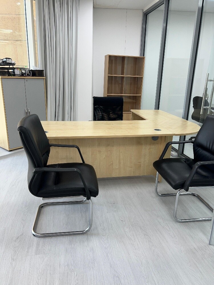 Used office furniture 55457916 - 9