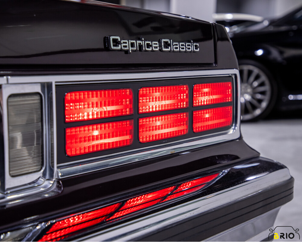 For Sale Caprice Royal 1987 — photo 7 for sale in Qatar