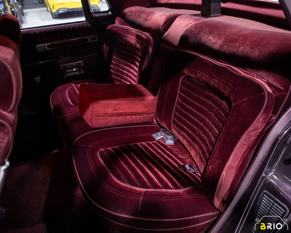 For Sale Caprice Royal 1987 — photo 10 for sale in Qatar