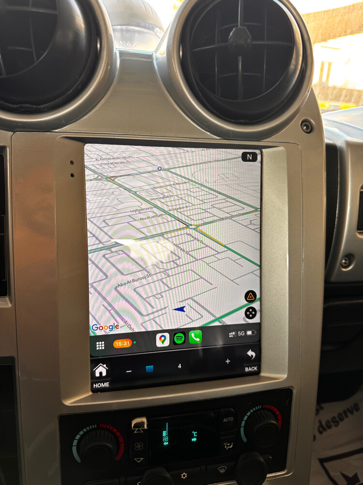 Hummer H2 Touchscreen 11” - 4