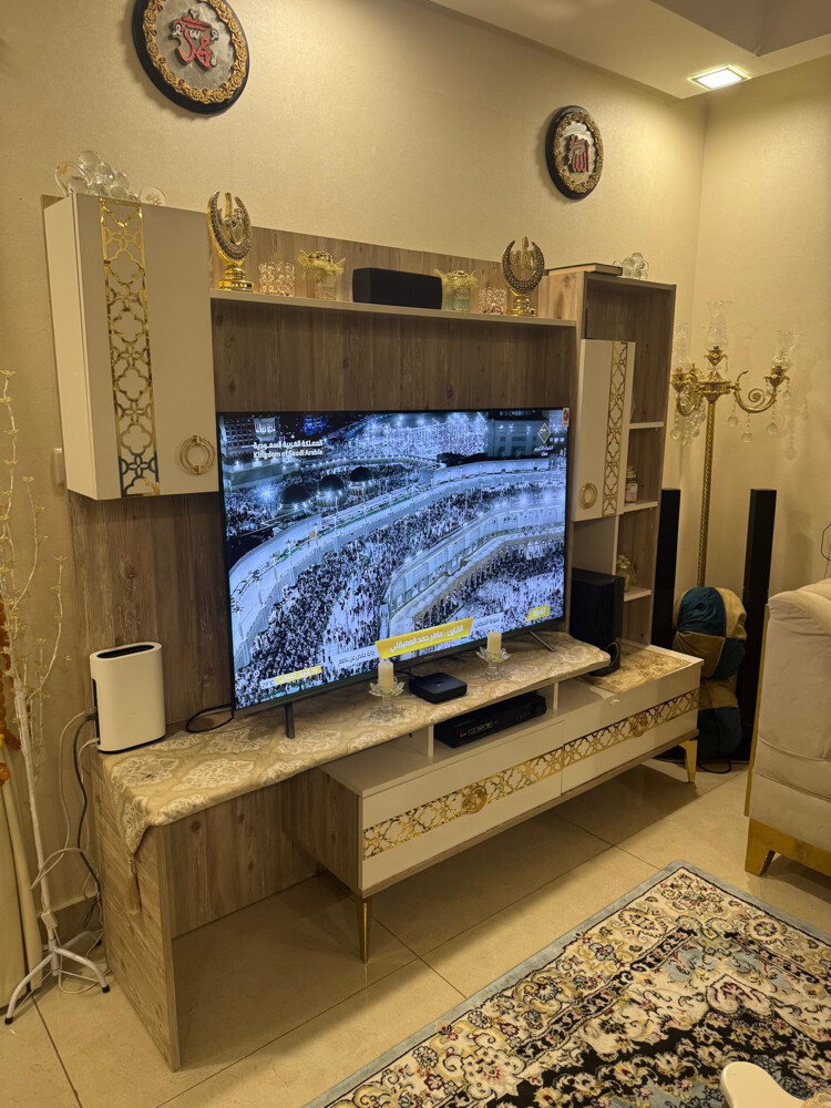 طاولة التلفزيون وطاولات اخرى - 1