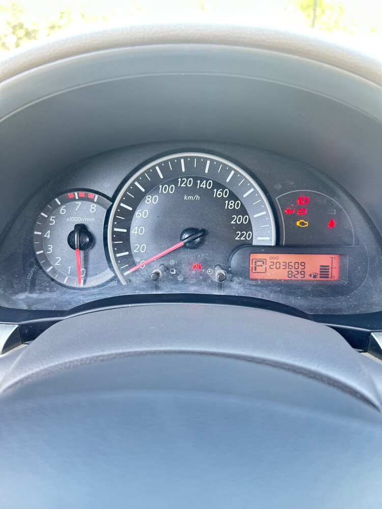 nissan micra - 8