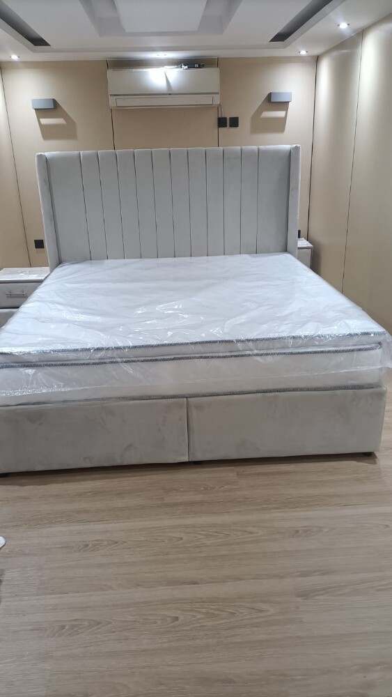 Bad, mattress, cabinet - 5