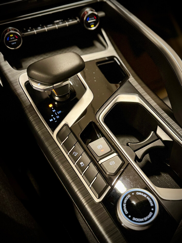 Geely Tugella 2025 — photo 14 for sale in Qatar