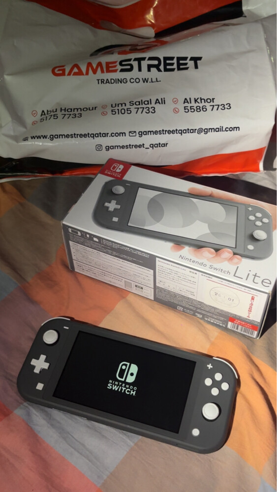 nintendo switch Lite black - 2