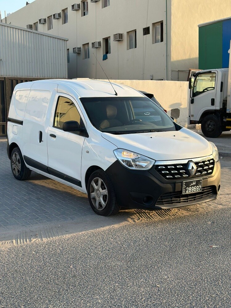 RENAULT DOKKE — photo 2 for sale in Qatar