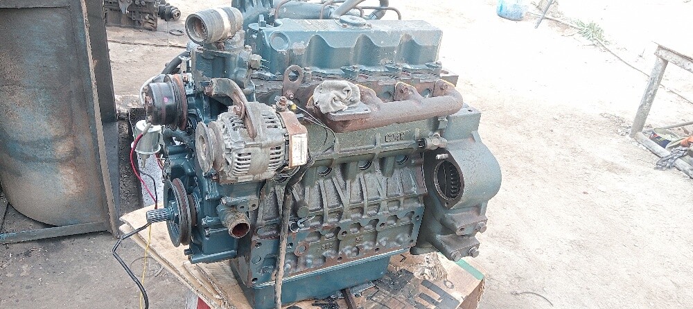 bobcat engine 77618383 - 2