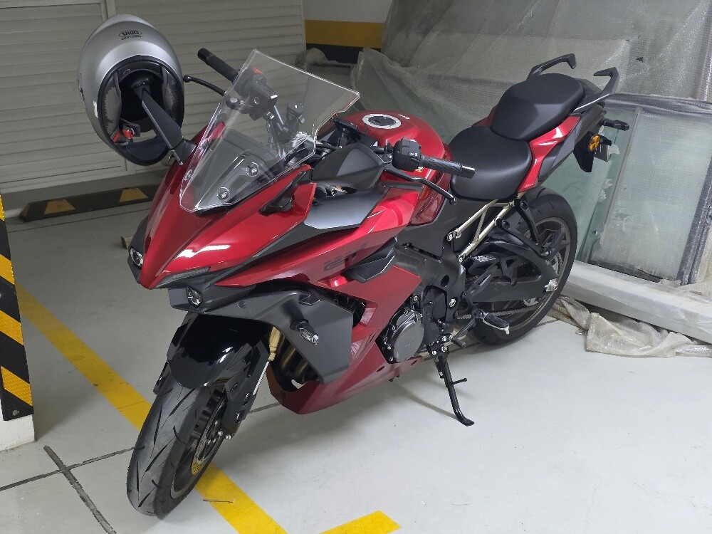 Suzuki GSX-S 1000 GT - 2
