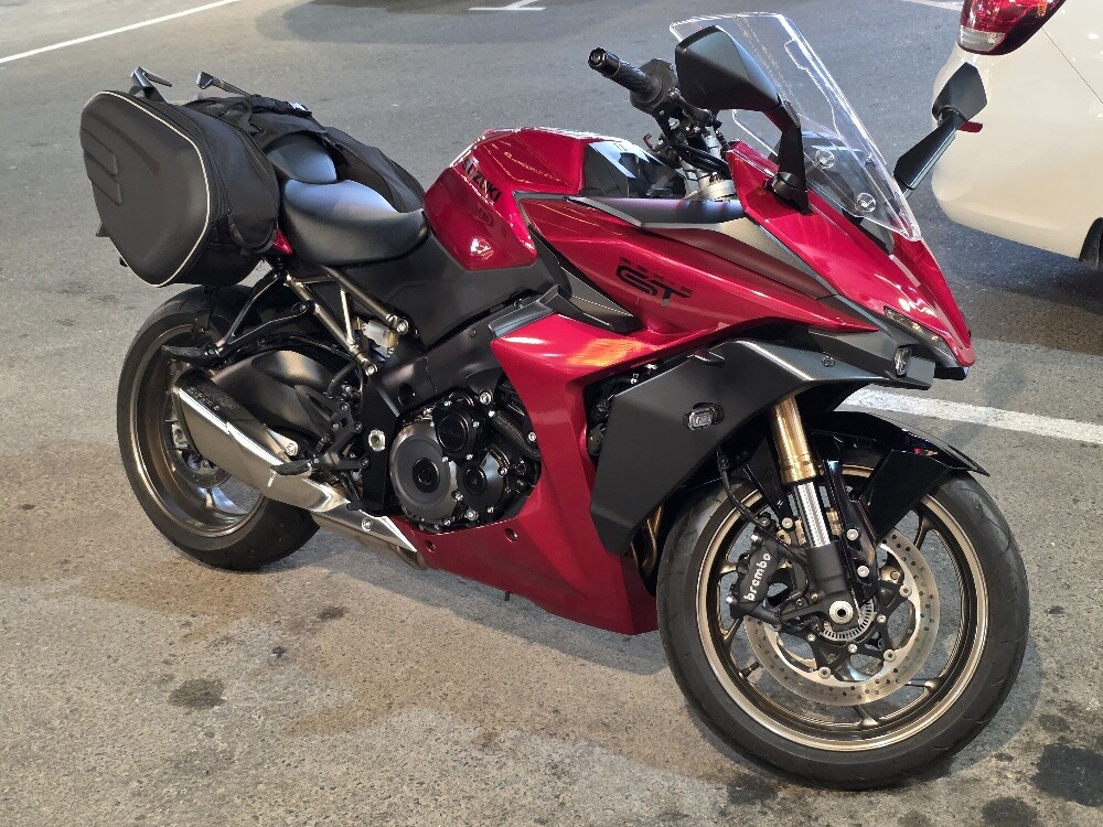 Suzuki GSX-S 1000 GT - 8