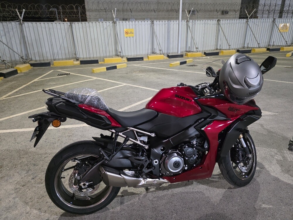 Suzuki GSX-S 1000 GT - 4