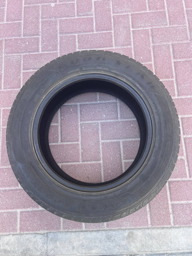 2 Tyres Goodyear 255/60R17 - 1