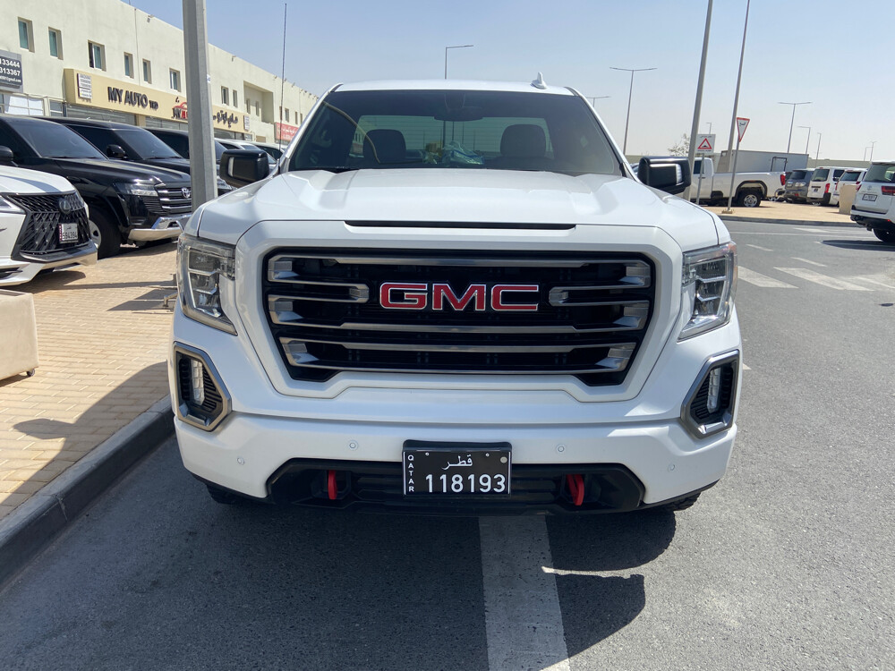 GMC 2021 AT4 White - 1
