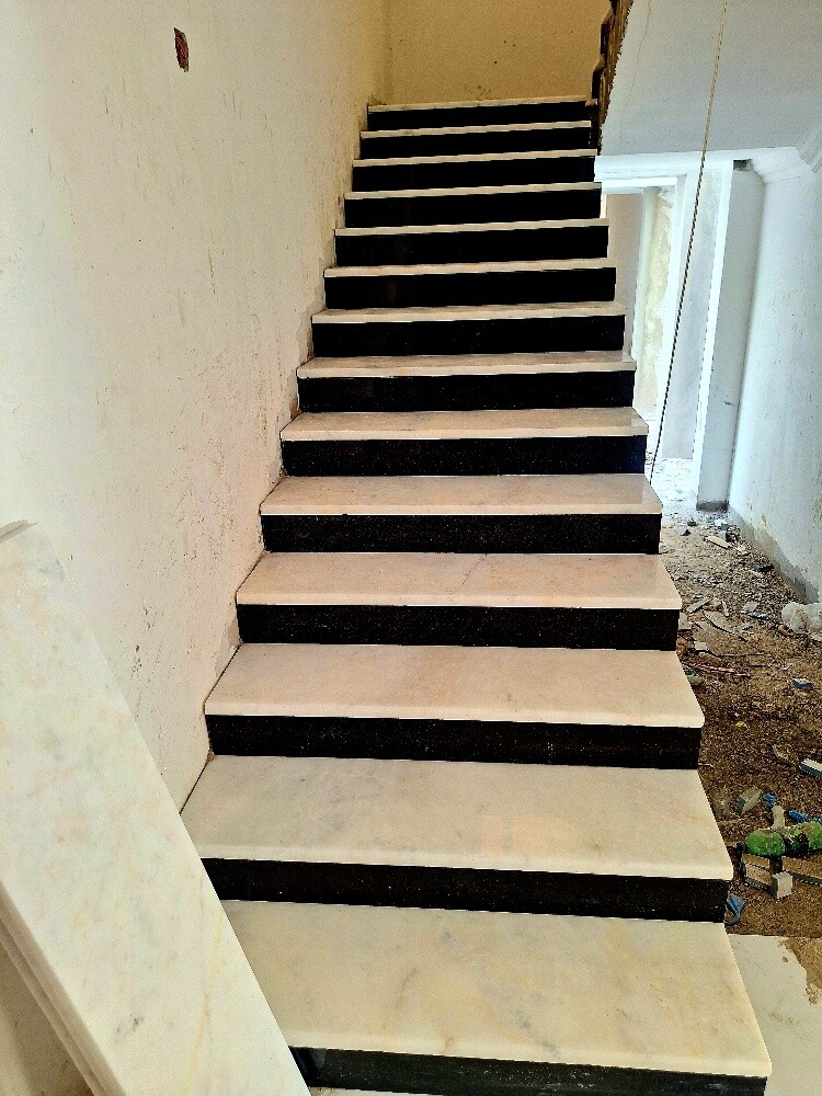Maintenance by M&H AL WAQIA - 7