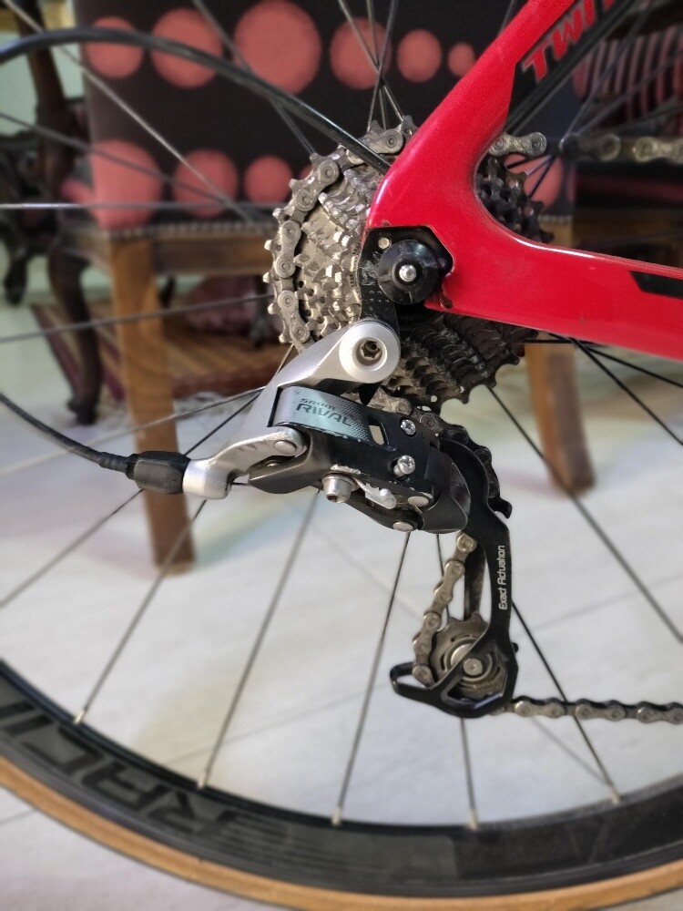 Twitter t10 pro aero road bike - 1