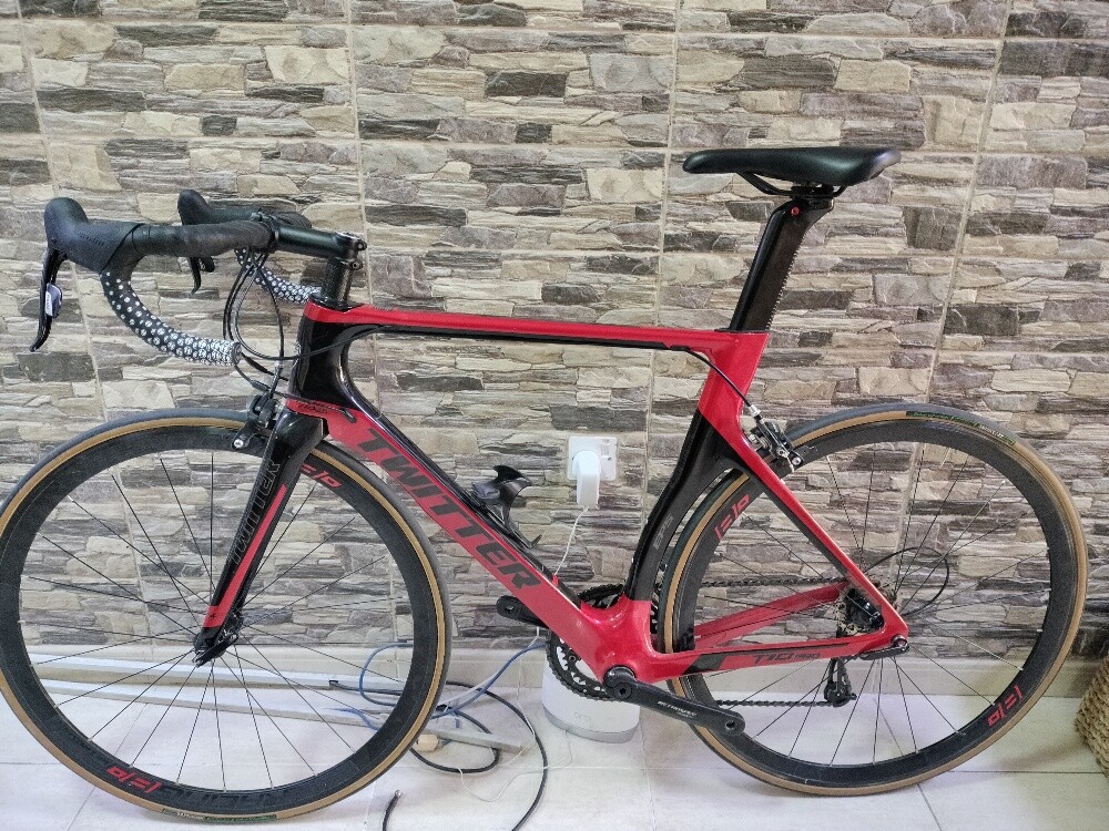 Twitter t10 pro aero road bike - 3