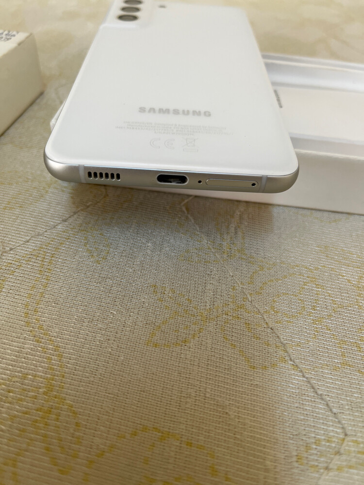 galaxy s21fe full box - 4