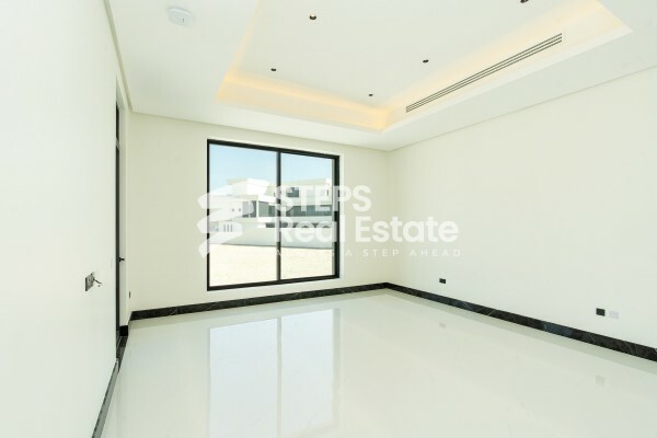 Luxury Villa with Private Pool - 14